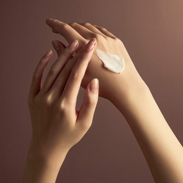 Dear Dahlia Skin Paradise Sheer Soft Hand Cream 50ml