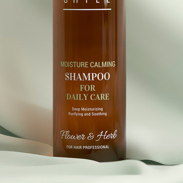 Curly Shyll Moisture Calming Shampoo für feuchtigkeitsspendende Vitalpflege, 330 ml